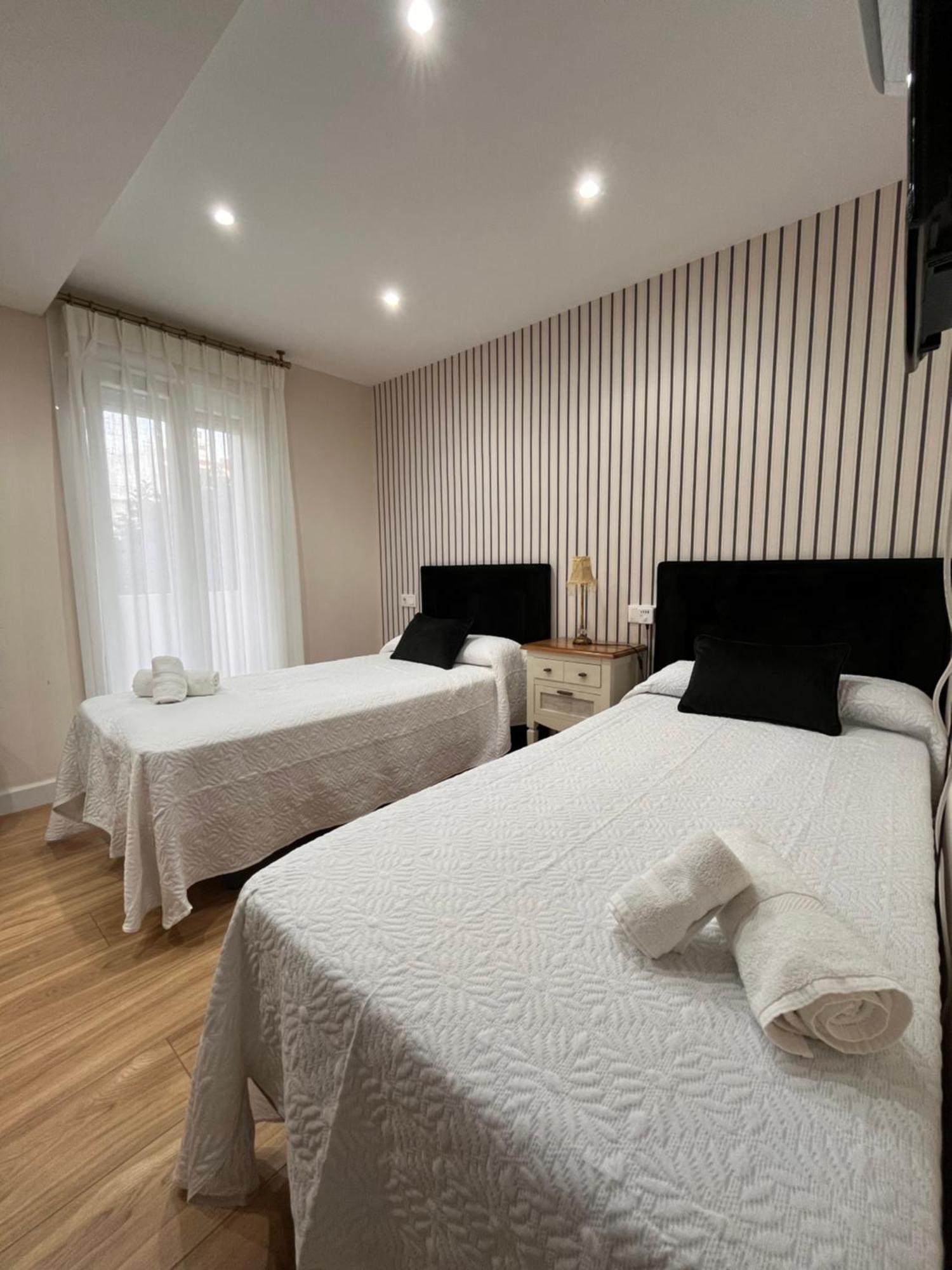 Apartamento Orilla De Triana Sevilla Kültér fotó